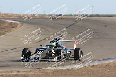 media/Oct-15-2023-CalClub SCCA (Sun) [[64237f672e]]/Group 3/Qualifying/